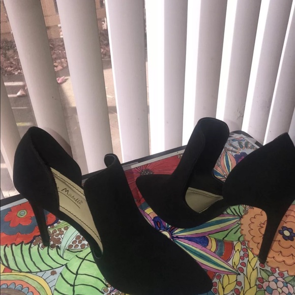 Black sued pumps - Picture 8 of 8